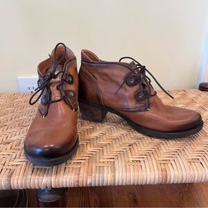 PIKOLINOS Tan Leather Chukka Boots Size 39